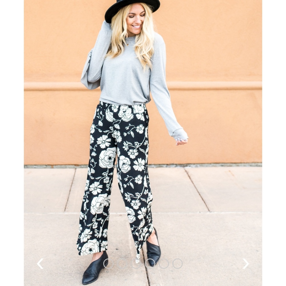 wide leg knit pants